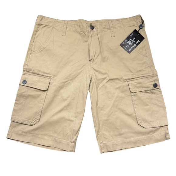 True Religion cargo shorts, NEW WITH TAGS - Picture 1 of 4